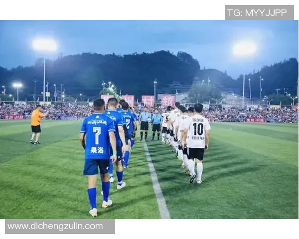 背身单打王者：解析足球巨星如何利用背身技术制敌制胜